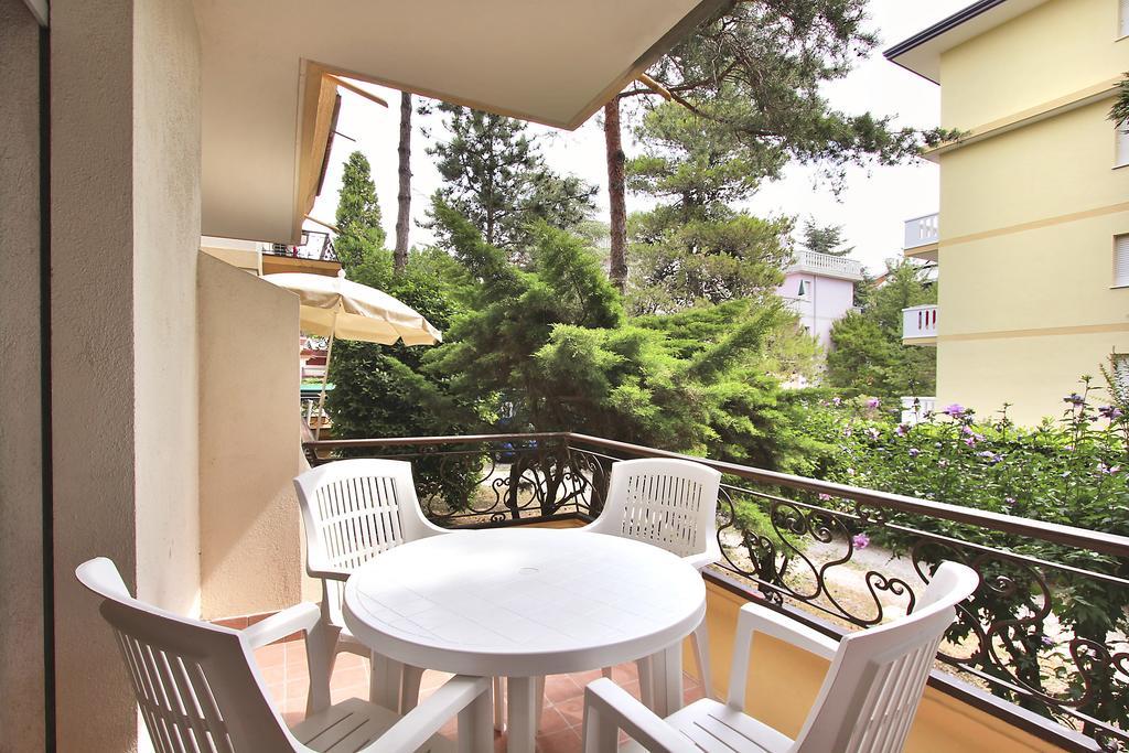 Residenza Ibsen Apartment Lignano Sabbiadoro Phòng bức ảnh